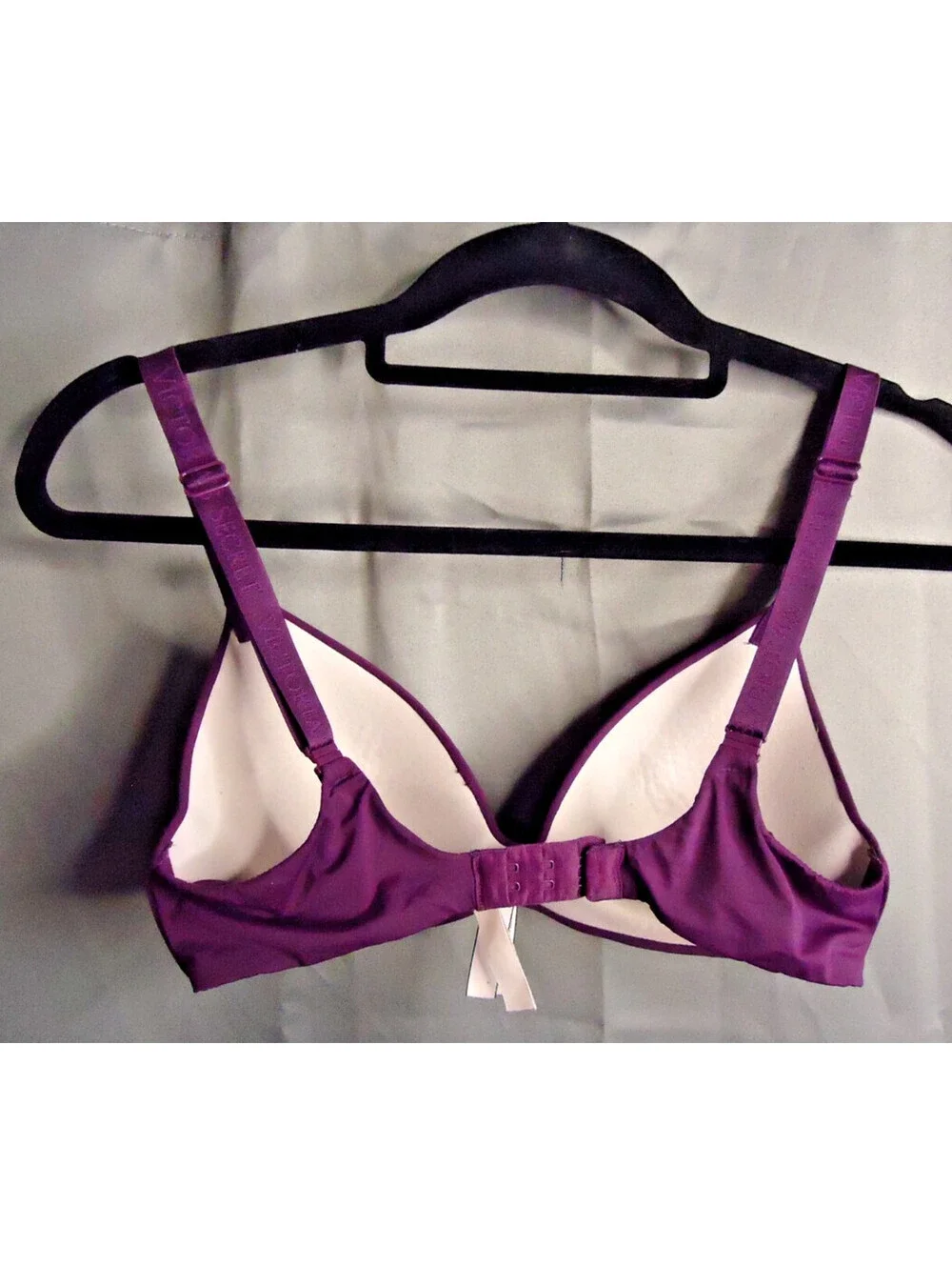 Victoria's Secret Women Bra 32C Purple T Shirt Lightly Lined Wireless Scoop Demi